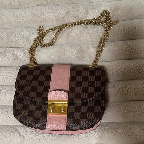 Louis Vuitton Bag - Picture 7 of 15